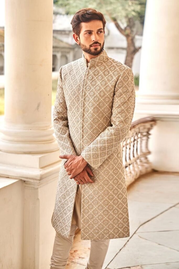 groom 1
